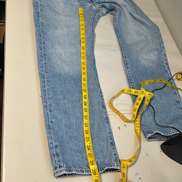 Levi’s 501 Jeans - Picture 10 of 11